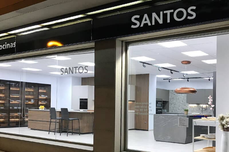 Distribuidor Oficial Santos en Boiro